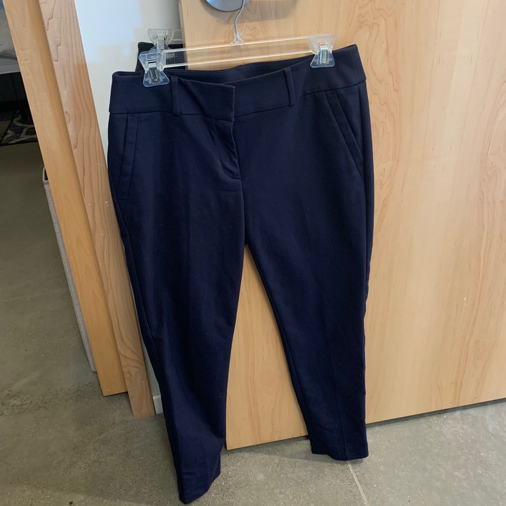 LOFT Julie skinny pants, size 6, navy